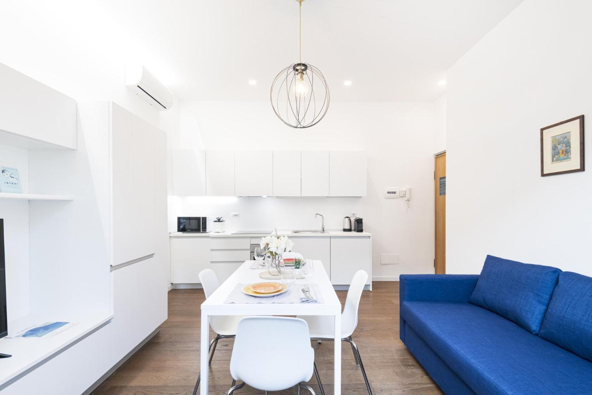 Easylife - Bilocale In Zona Centrale/lima Appartamento